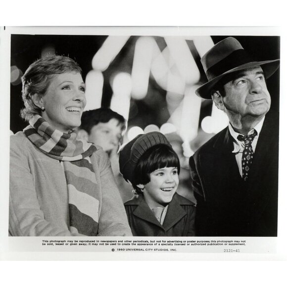Julie Andrews Photograph Little Miss Marker Movie 8 x 10 Matthau Stimon 1983 - Picture 1 of 2